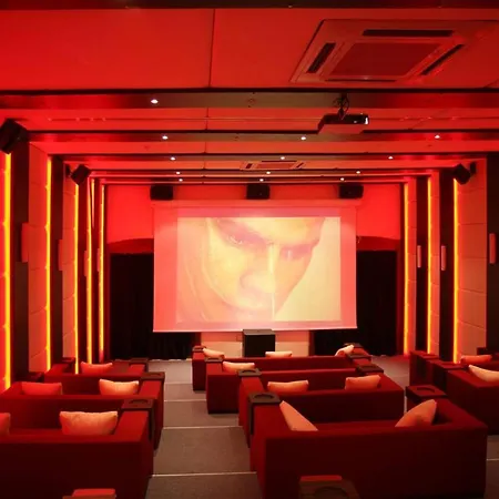 아파트 Goldcity 5-stars 2+1 *